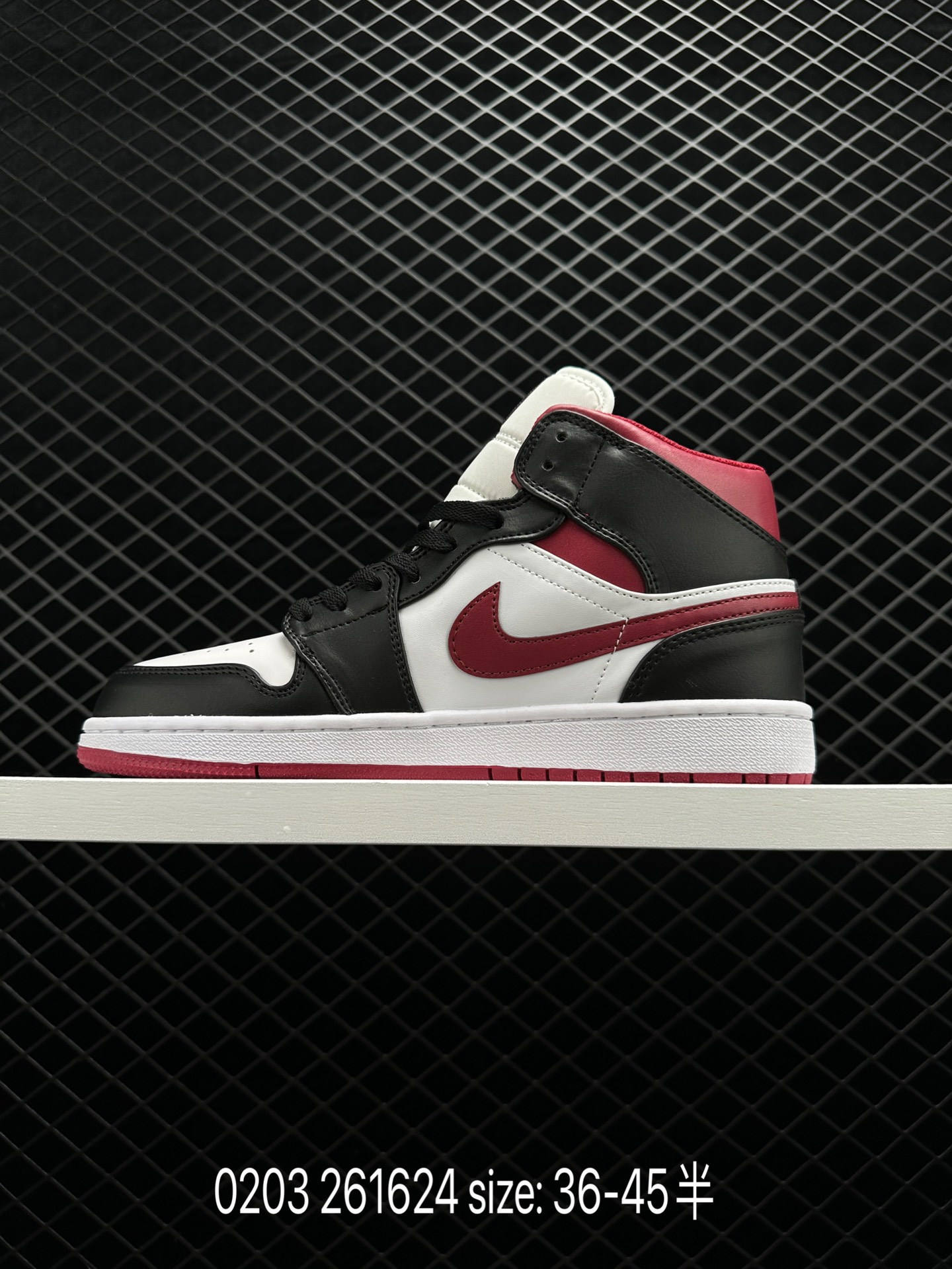 Air Jordan 1 Mid“Light Smoke Grey”